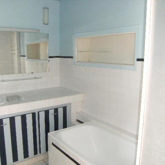  ODYSSEE - IMMO-DIFFUSION : Appartement | NIMES (30000) | 104 m2 | 898 &euro; 