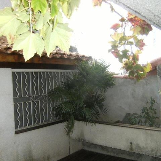  ODYSSEE - IMMO-DIFFUSION : Appartement | NIMES (30000) | 104 m2 | 898 &euro; 