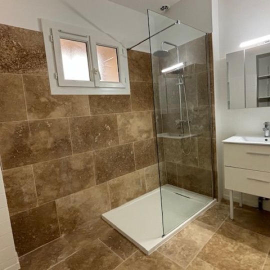  ODYSSEE - IMMO-DIFFUSION : Apartment | REMOULINS (30210) | 68 m2 | 650 € 