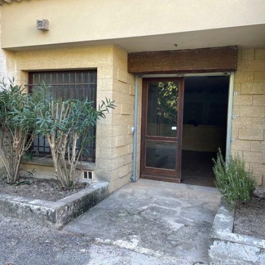  ODYSSEE - IMMO-DIFFUSION : Office | VERS-PONT-DU-GARD (30210) | 52 m2 | 540 € 