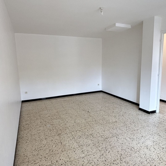  ODYSSEE - IMMO-DIFFUSION : Apartment | VERS-PONT-DU-GARD (30210) | 77 m2 | 800 € 