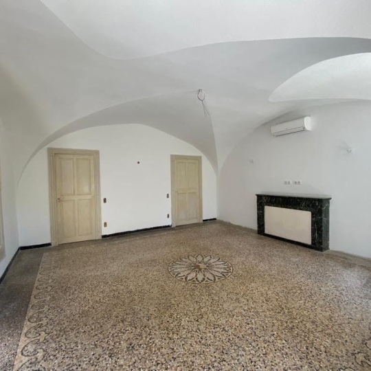  ODYSSEE - IMMO-DIFFUSION : House | UZES (30700) | 400 m2 | 890 000 € 