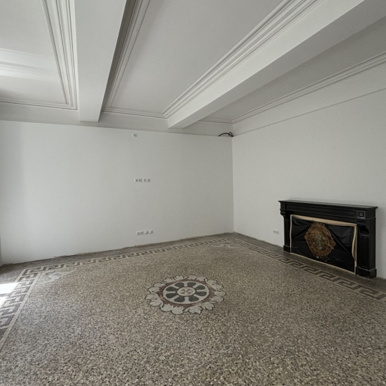  ODYSSEE - IMMO-DIFFUSION : Immeuble | REMOULINS (30210) | 360 m2 | 699 000 € 
