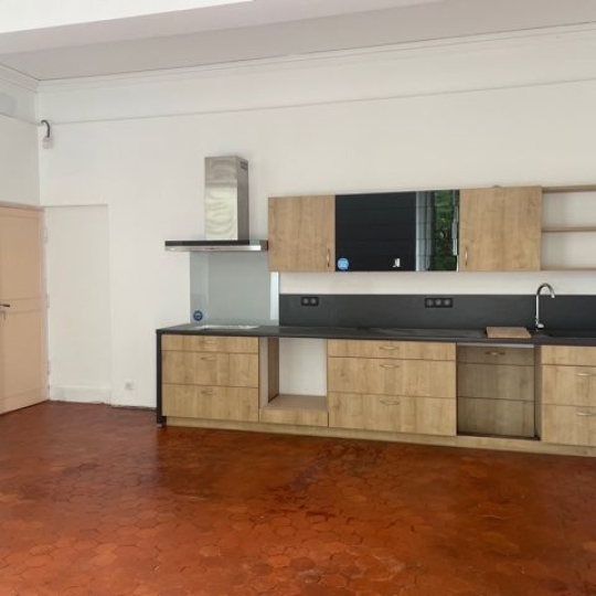  ODYSSEE - IMMO-DIFFUSION : Immeuble | REMOULINS (30210) | 360 m2 | 699 000 € 