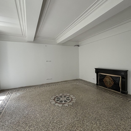  ODYSSEE - IMMO-DIFFUSION : House | UZES (30700) | 360 m2 | 699 000 € 