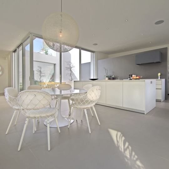  ODYSSEE - IMMO-DIFFUSION : Maison / Villa | NIMES (30000) | 335 m2 | 1 950 000 € 