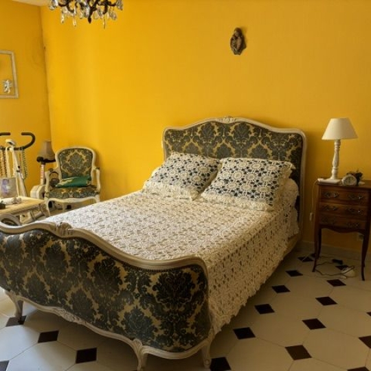 ODYSSEE - IMMO-DIFFUSION : Maison / Villa | UZES (30700) | 220 m2 | 260 000 &euro; 