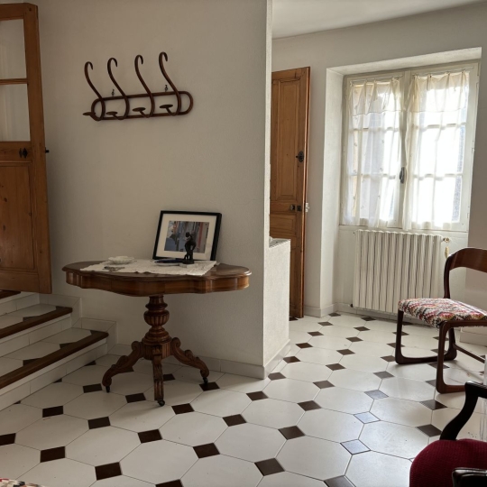 ODYSSEE - IMMO-DIFFUSION : Maison / Villa | UZES (30700) | 220 m2 | 260 000 &euro; 