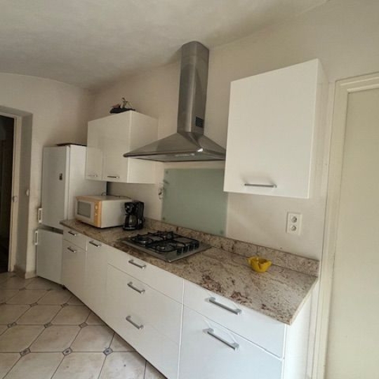  ODYSSEE - IMMO-DIFFUSION : Maison / Villa | UZES (30700) | 220 m2 | 260 000 &euro; 