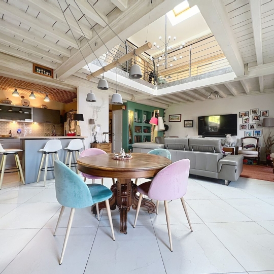  ODYSSEE - IMMO-DIFFUSION : House | LUCENAY (69480) | 192 m2 | 568 000 &euro; 