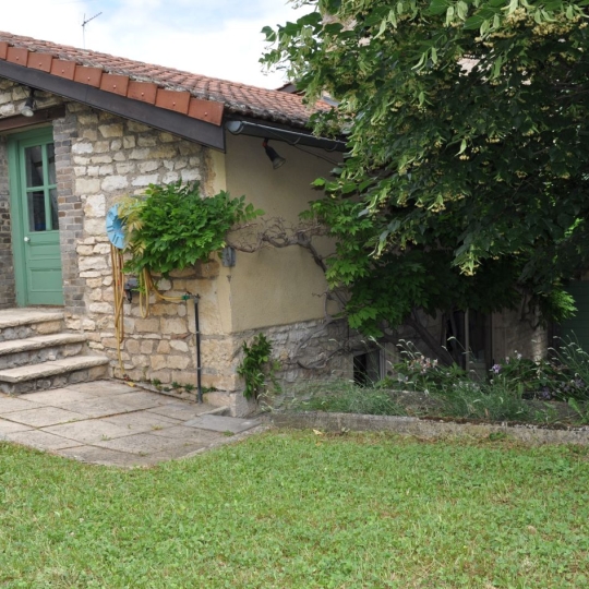  ODYSSEE - IMMO-DIFFUSION : Maison / Villa | LUCENAY (69480) | 242 m2 | 595 000 &euro; 