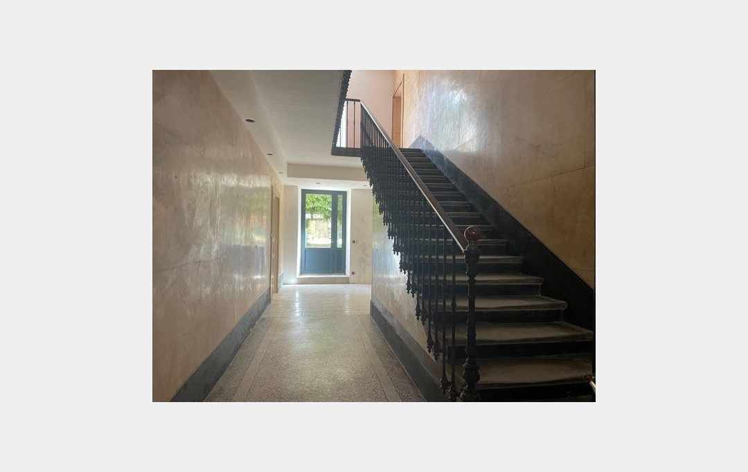 ODYSSEE - IMMO-DIFFUSION : House | UZES (30700) | 400 m2 | 890 000 € 