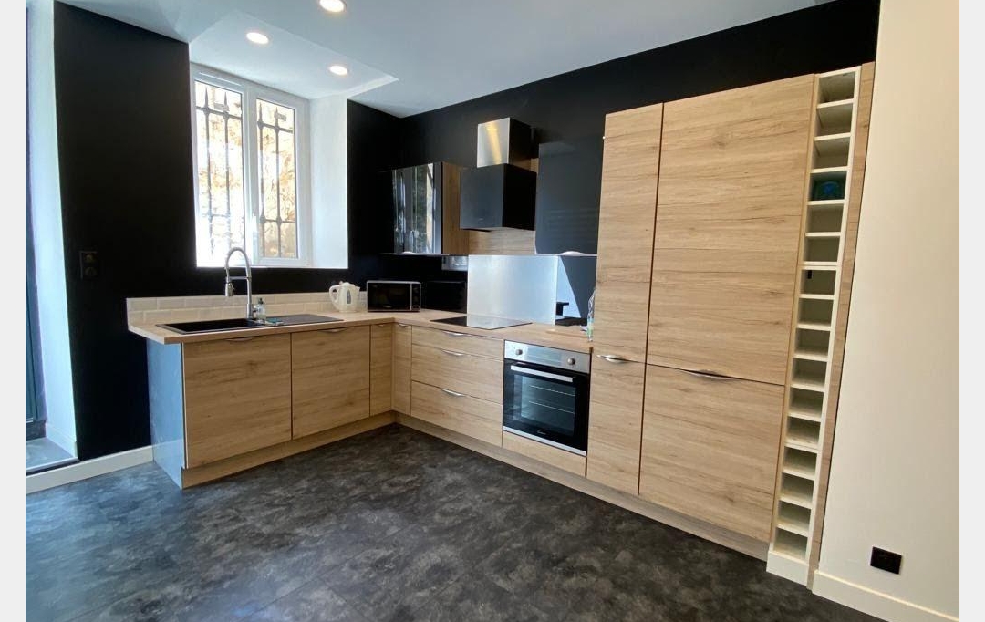 ODYSSEE - IMMO-DIFFUSION : House | UZES (30700) | 400 m2 | 890 000 € 