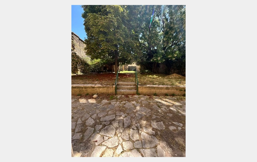 ODYSSEE - IMMO-DIFFUSION : Maison / Villa | UZES (30700) | 530 m2 | 699 000 € 
