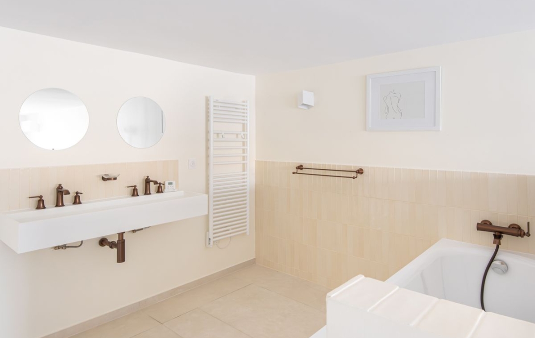 ODYSSEE - IMMO-DIFFUSION : Maison / Villa | BARON (30700) | 294 m2 | 740 000 &euro; 