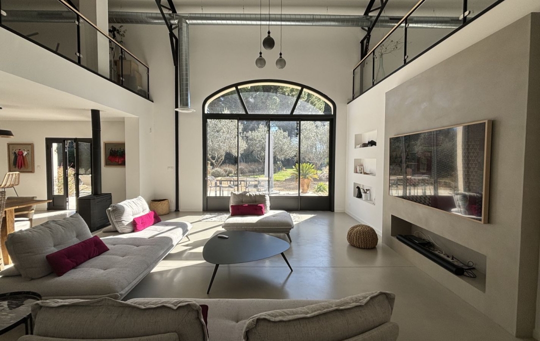 ODYSSEE - IMMO-DIFFUSION : House | NIMES (30000) | 300 m2 | 710 000 &euro; 