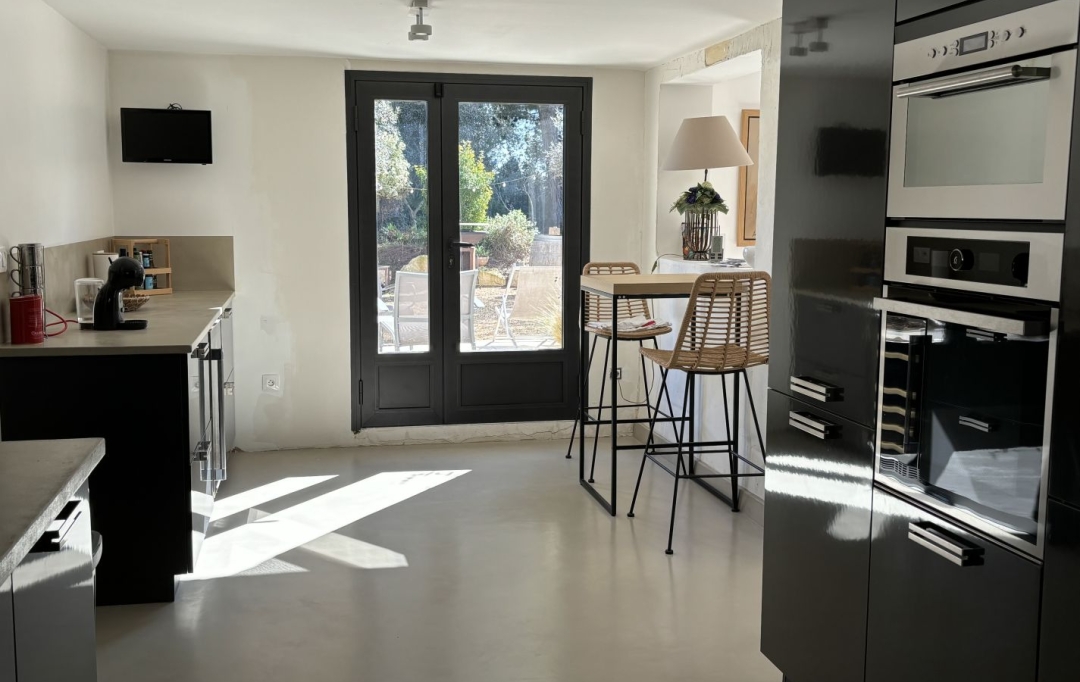 ODYSSEE - IMMO-DIFFUSION : House | NIMES (30000) | 300 m2 | 710 000 &euro; 