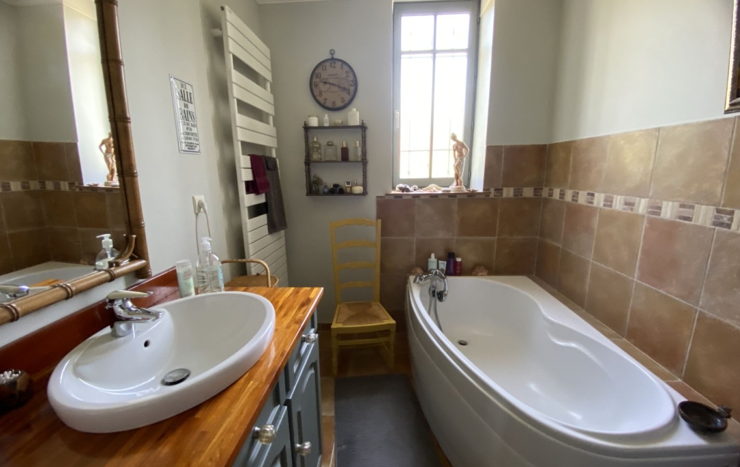 ODYSSEE - IMMO-DIFFUSION : Domaines / Propriétés | GRANDRIS (69870) | 315 m2 | 750 000 € 