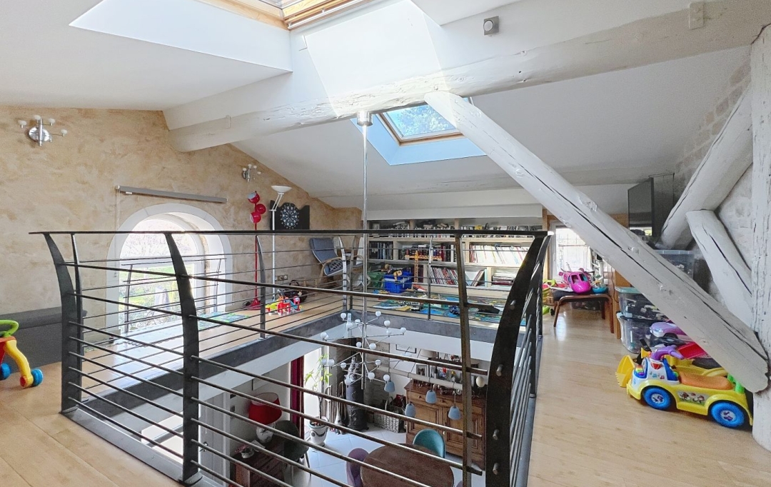 ODYSSEE - IMMO-DIFFUSION : House | LUCENAY (69480) | 192 m2 | 568 000 &euro; 