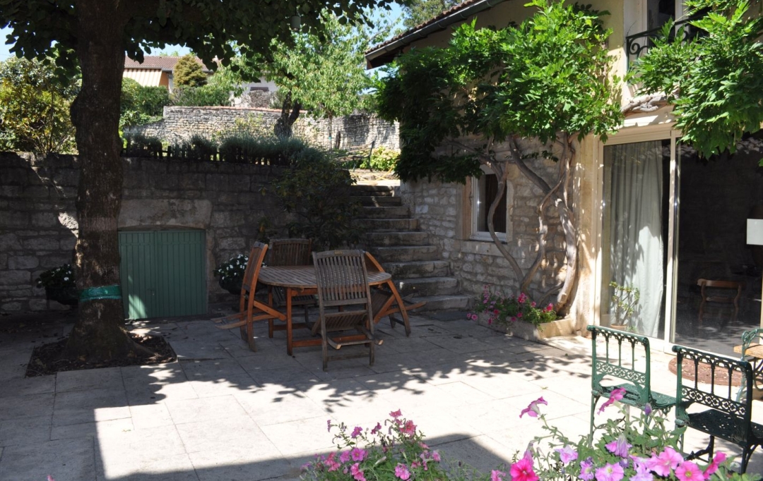 ODYSSEE - IMMO-DIFFUSION : Maison / Villa | LUCENAY (69480) | 242 m2 | 595 000 &euro; 