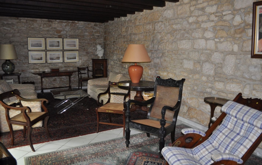 ODYSSEE - IMMO-DIFFUSION : Maison / Villa | LUCENAY (69480) | 242 m2 | 595 000 &euro; 