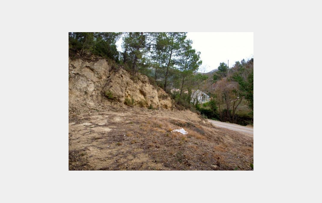 ODYSSEE - IMMO-DIFFUSION : Terrain | VILLESEQUE-DES-CORBIERES (11360) | 1 000 m2 | 39 000 € 