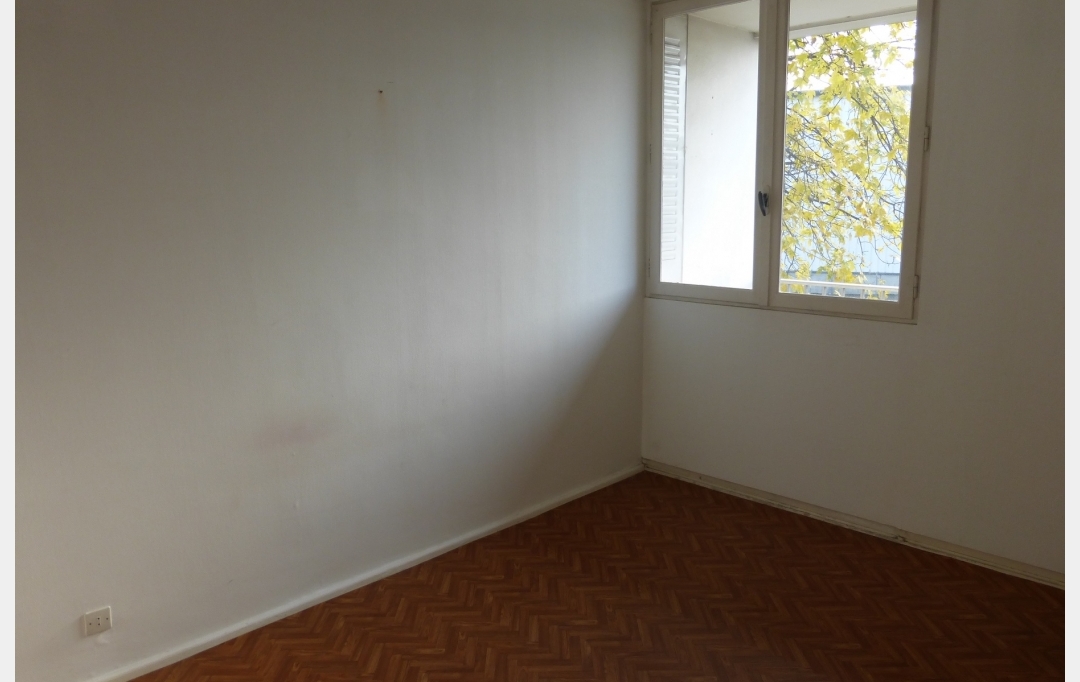 ODYSSEE - IMMO-DIFFUSION : Appartement | VILLEFRANCHE-SUR-SAONE (69400) | 60 m2 | 103 000 € 