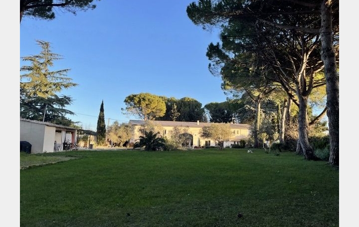 Maison   NIMES  300 m2 710 000 € 