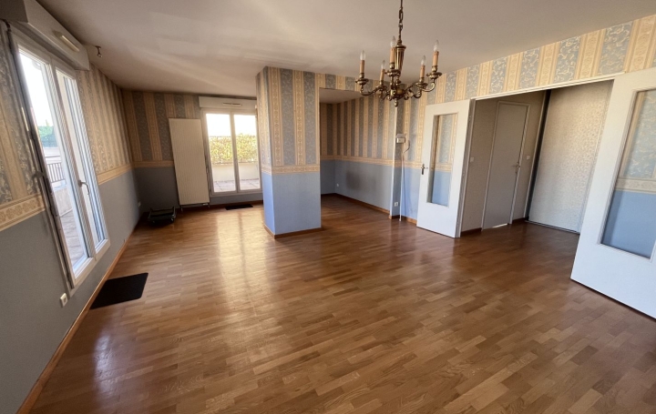 Appartement P3   LYON  93 m2 549 000 € 