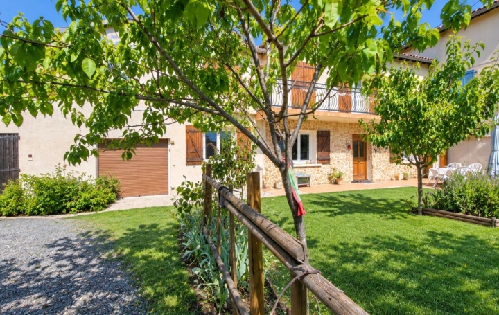 Appartement P5   ARNAS  100 m2 259 000 € 