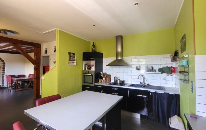 Appartement P5   ARNAS  100 m2 259 000 € 